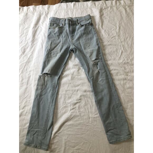 OLD NAVY boys distressed light wash, karate slim Jeans 14 - Picture 1 of 4